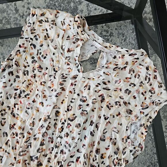 🎁Viscose cheetah sleeveless blouse - Picture 3 of 5